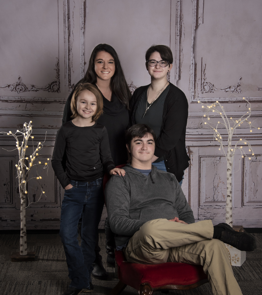 portraitions-family-portraits-13HPPM4671FO.jpg