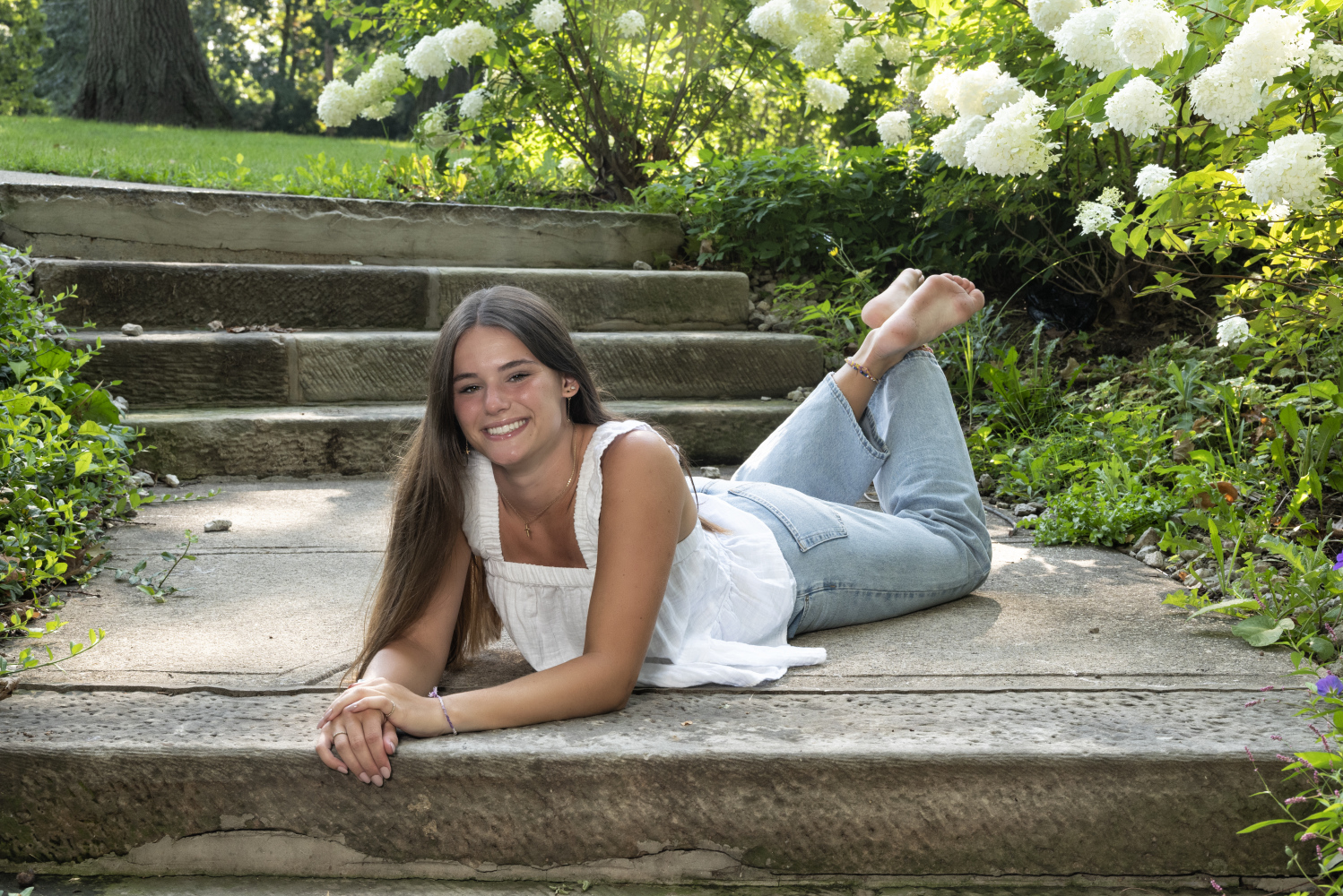 portraitions-senior-portraits-BO4J07V47QP5.jpg